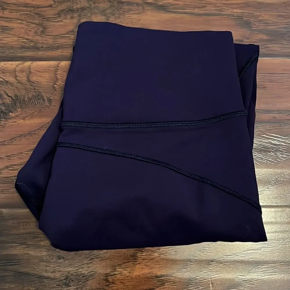 Lululemon Purple Crop Athletic Leggings